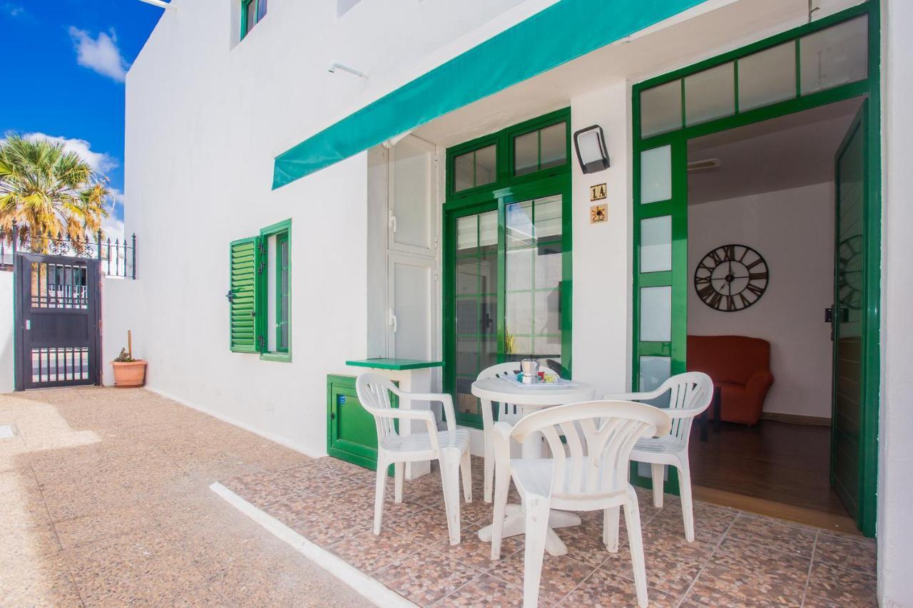 Apartamentos Haria En Puerto Del Carmen 蒂亚斯 外观 照片