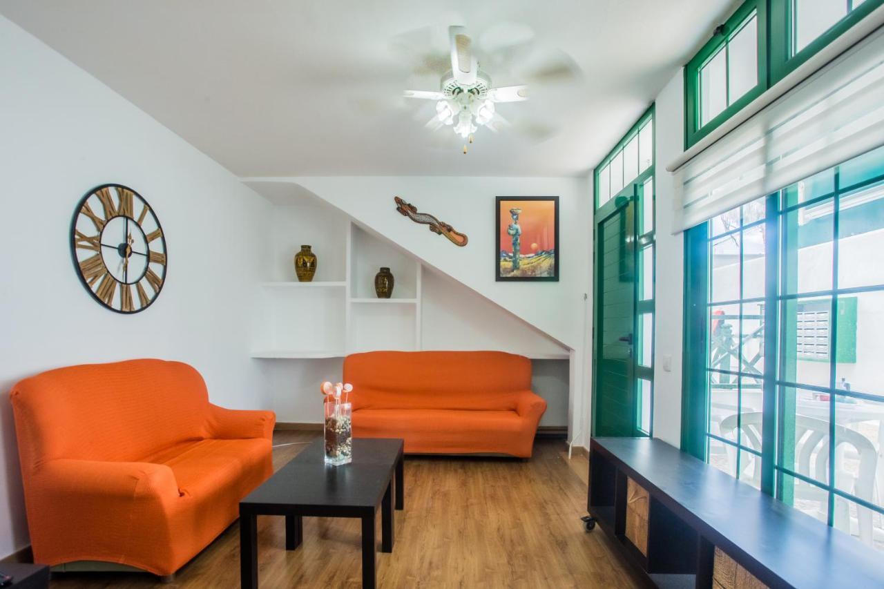 Apartamentos Haria En Puerto Del Carmen 蒂亚斯 外观 照片