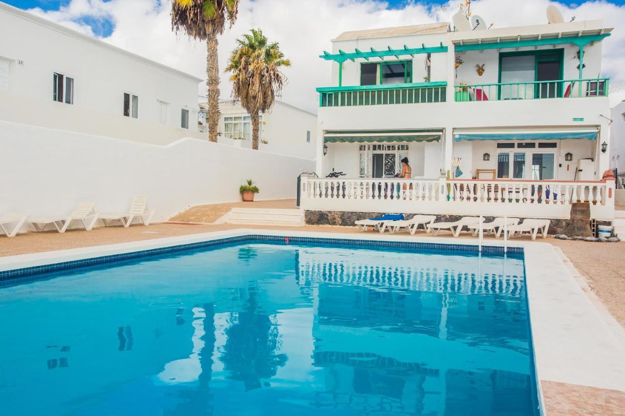 Apartamentos Haria En Puerto Del Carmen 蒂亚斯 外观 照片