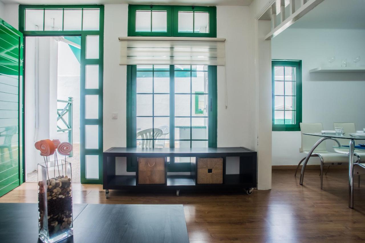 Apartamentos Haria En Puerto Del Carmen 蒂亚斯 外观 照片